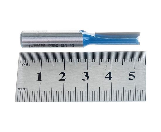 Фреза пазовая прямая ПРОФЕССИОНАЛ (6х19х50 мм; хвостовик 8 мм) Зубр 28753-6-19 – изображение 4