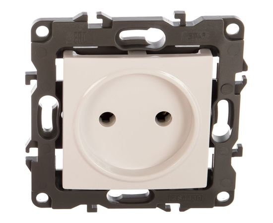 Розетка ЭРА 12-2005-01 2P, 16A-250В, IP20, без м.лапок, 12, белый Б0018981 