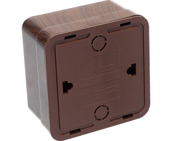 Розетка открытой установки с защитными шторками 2П+З IP20 16А, бук TDM Ладога SQ1801-0038 – изображение 3