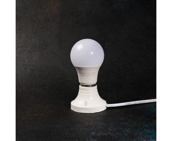 Светодиодная лампа REXANT Груша A60 9,5 Вт E27 903 лм 2700 K теплый свет 604-001 – изображение 3