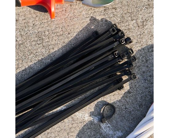 Хомут REXANT nylon 200x4.0 мм 25 шт черный 07-0201-25 – изображение 2