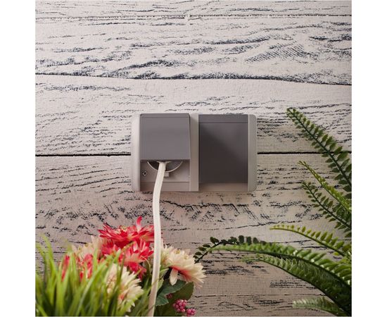 Двойная накладная розетка KRANZ керамика, горизонтальный блок с/з IP54 16А серая KR-78-0614 – изображение 2