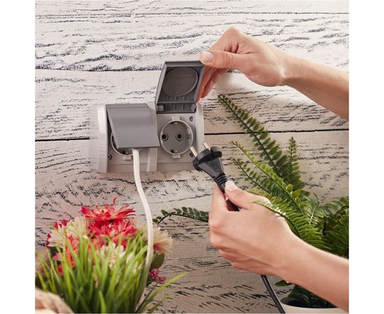 Двойная накладная розетка KRANZ керамика, горизонтальный блок с/з IP54 16А серая KR-78-0614 – изображение 5