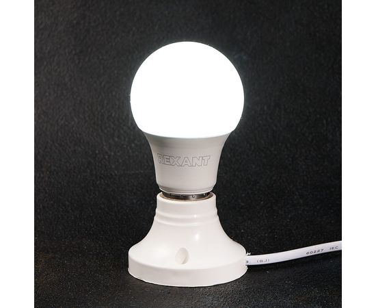 Светодиодная лампа REXANT Груша A60 11,5 Вт E27 1093 лм 6500 K холодный свет 604-005 – изображение 4