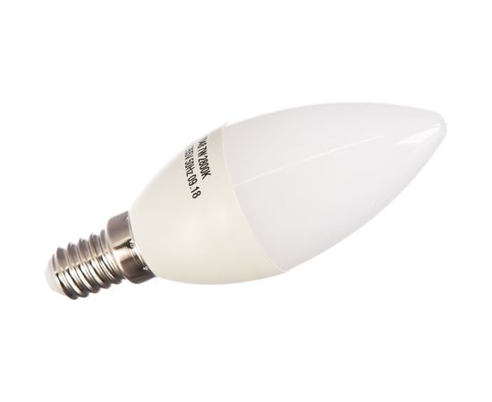 Светодиодная лампа VOLTEGA Свеча E14 2800K 7W 7048 