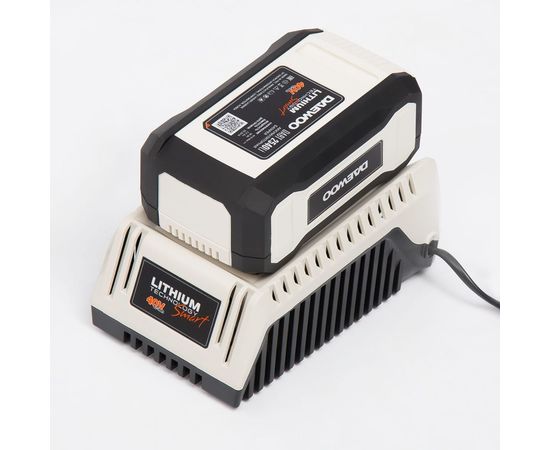 Универсальное зарядное устройство DAEWOO DACH 2040Li – изображение 2