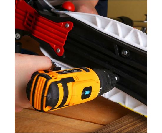 Аккумуляторная дрель-шуруповерт DEKO ZKCD80FU-Li SET 3 063-4128 – изображение 2