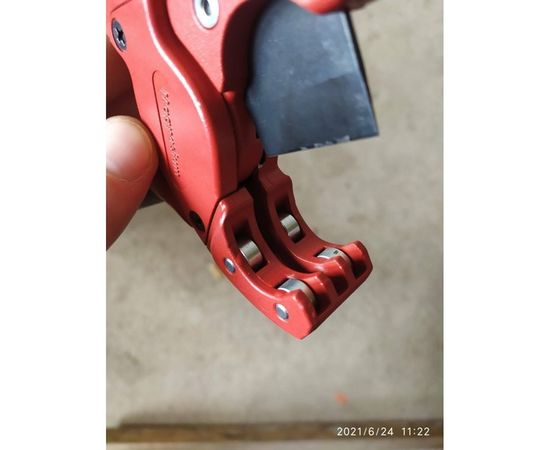 Ножницы для резки гофрошлангов и металлопластиковых труб ZENTEN Denakut 5126-1 – изображение 8