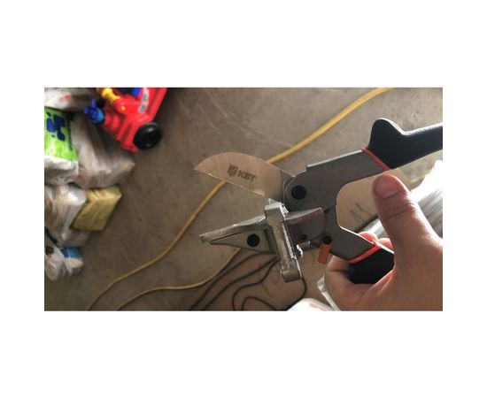 Ножницы для резки коробов и кабель-каналов КВТ НККУ-60 79822 – изображение 2