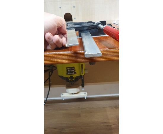 F-образная усиленная струбцина 80х300мм Inforce 06-03-29 – изображение 2