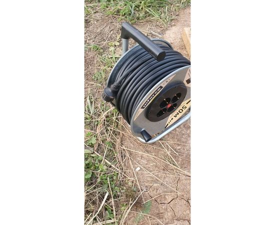 Силовой удлинитель на металлической катушке Inforce К4-Е-50 50 м 4 розетки с з/к 45150 – изображение 12