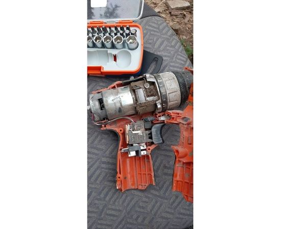 Аккумуляторная дрель-шуруповерт AEG BS 12C2 LI-202B 448465 – изображение 7