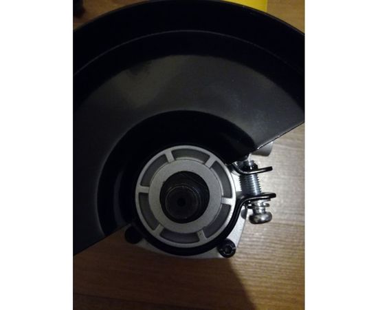 Угловая шлифмашина DEWALT DWE4015 – изображение 6