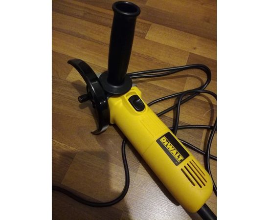 Угловая шлифмашина DEWALT DWE4015 – изображение 5