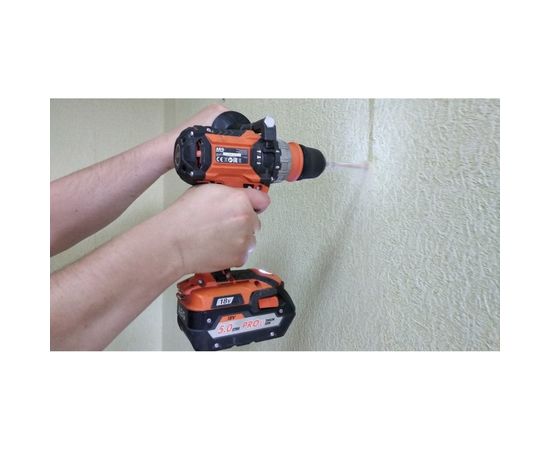 Бесщеточная аккумуляторная дрель AEG BSB 18CBL-0 451082 – изображение 6