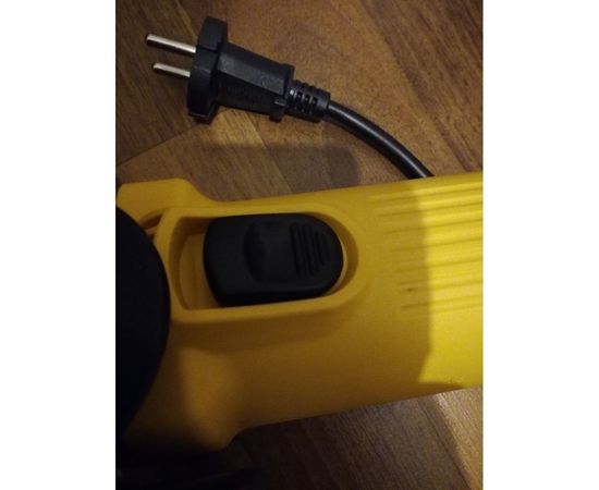 Угловая шлифмашина DEWALT DWE4015 – изображение 12