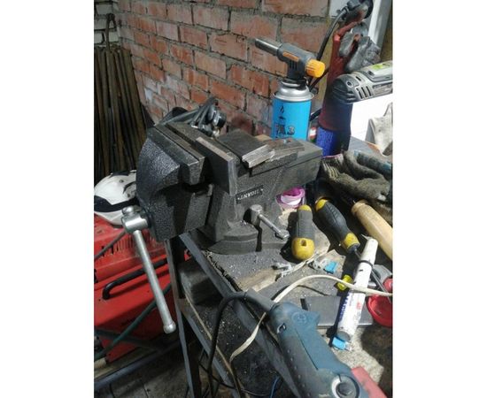 Поворотные слесарные тиски Gigant BV 125 – изображение 2