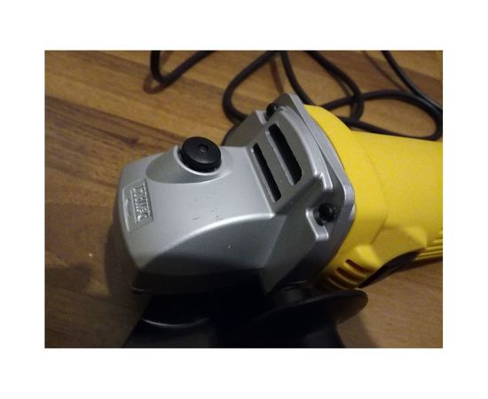 Угловая шлифмашина DEWALT DWE4015 – изображение 10