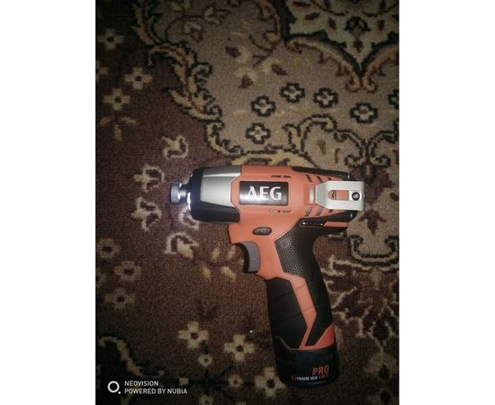 Аккумуляторный гайковерт AEG BSS12C-0 4935446702 – изображение 2