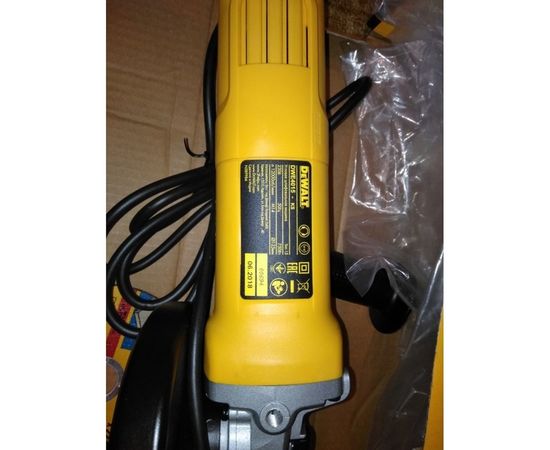 Угловая шлифмашина DEWALT DWE4015 – изображение 8