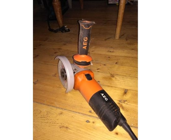 Угловая шлифмашина AEG WS10-125 451301 – изображение 7