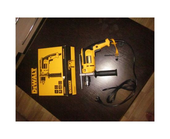 Ударная дрель DeWALT DWD 024 – изображение 10