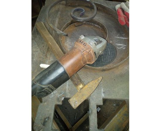 Угловая шлифмашина AEG WS 8-125 451402 – изображение 17