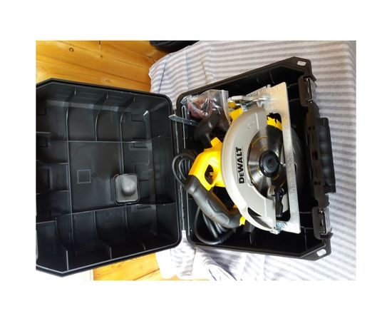 Дисковая пила DeWALT DWE 575 K – изображение 2