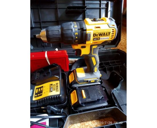 Бесщеточная дрель-шуруповерт Dewalt 18.0 В XR DCD777S2T – изображение 4