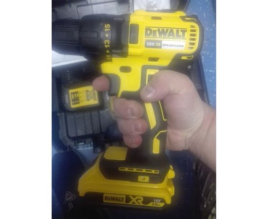 Бесщеточная дрель-шуруповерт Dewalt 18.0 В XR DCD777S2T – изображение 7
