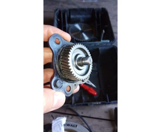 Дисковая пила DeWALT DWE 575 K – изображение 6