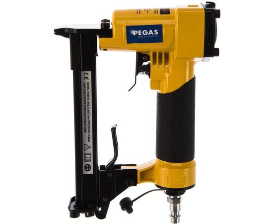 Скобозабивной пневмопистолет Pegas pneumatic FS8016-A 1005 – изображение 2