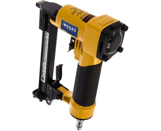 Скобозабивной пневмопистолет Pegas pneumatic FS8016-A 1005 – изображение 4