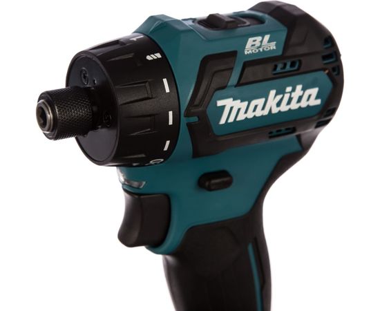 Аккумуляторная дрель-шуруповерт Makita DF032DWAE – изображение 9