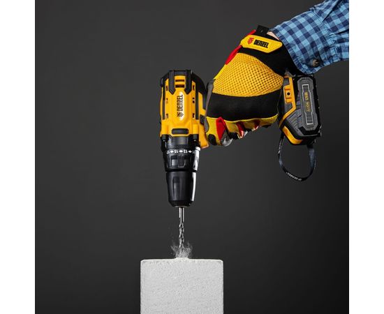 Аккумуляторная дрель-шуруповерт Denzel CDL-12-01CB 26104 – изображение 10