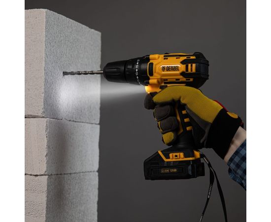 Аккумуляторная дрель-шуруповерт Denzel CDL-12-01CB 26104 – изображение 3