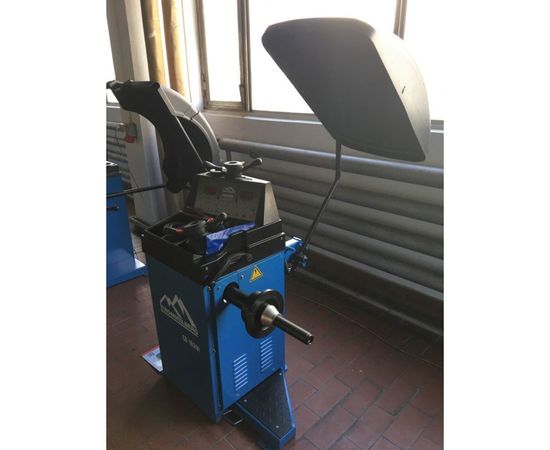 Балансировочный станок для колес до 70 кг Trommelberg CB1930E – изображение 4