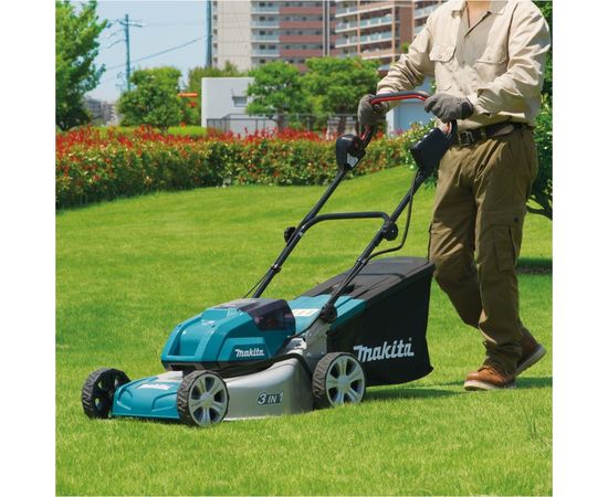 Аккумуляторная газонокосилка Makita LXT DLM460PT2 – изображение 3