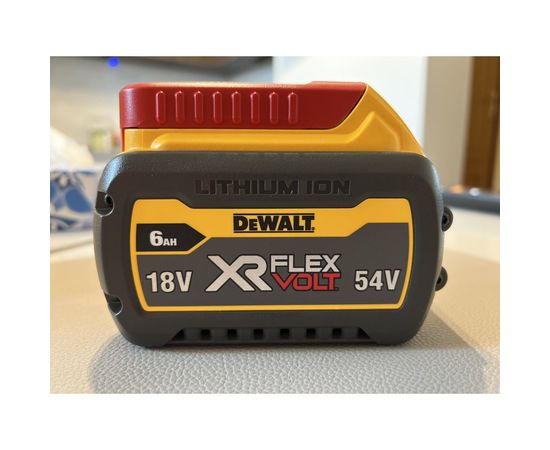 Аккумулятор (54/18 В; 6.0 А*ч; Li-Ion) DEWALT DCB546 – изображение 3