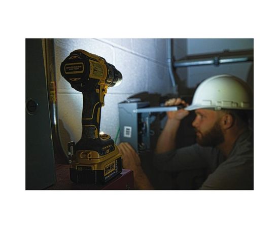 Бесщеточная ударная дрель-шуруповерт DEWALT XRP 18 В, 2 АКБ XR Li-Ion 5.0 Ач + 1 АКБ XR Li-Ion 6.0 Ач DCD996TP2-QW – изображение 6