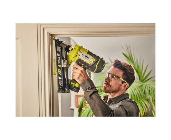 Гвоздезабиватель Ryobi ONE+ R15GN18-0 5133005297 – изображение 2