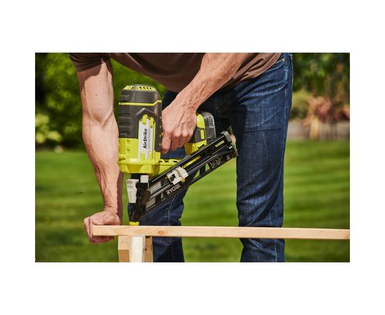Гвоздезабиватель Ryobi ONE+ R15GN18-0 5133005297 – изображение 4