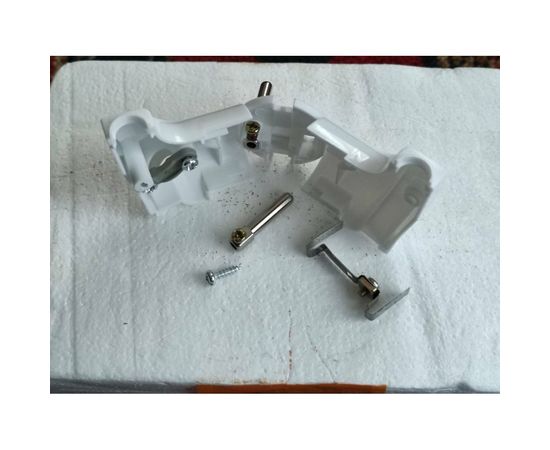 Угловая вилка с/з, белая 16А 250В UNIVersal А105 – изображение 6