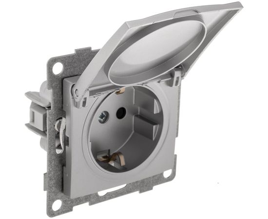 Механизм розетки с крышкой GUSI ELECTRIC Bravo 1-ой с/з с з/ш, СУ, 16А, 250В, серебро С10Р91-004 