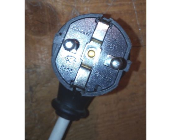 Угловая вилка LEZARD 2Р+РЕ 1х16А 220-240V 106-0400-0108 – изображение 5