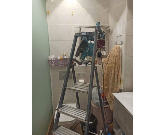 Стремянка, анодированные боковины Krause MONTO SECURO, 5 ступеней 126436 – изображение 9