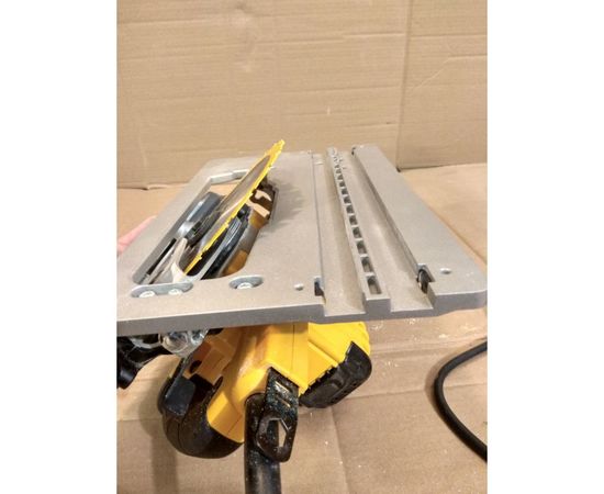 Дисковая пила DEWALT DWE 576 K – изображение 10