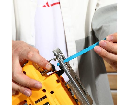 Электролобзик DEKO DKJS1000 063-4189 – изображение 4