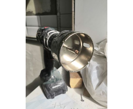 Коронка алмазная по керамограниту и керамике с центрирующим сверлом 68 мм Diamond Industrial DIDCSC068 – изображение 9