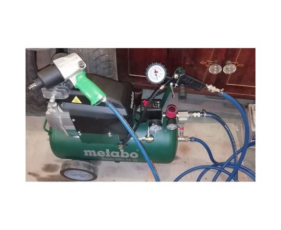 Масляный компрессор Metabo Basic 250-24 W 601533000 – изображение 6